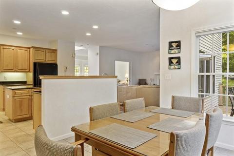 24 Overlook Dr E, Framingham, MA 01701 photo 15