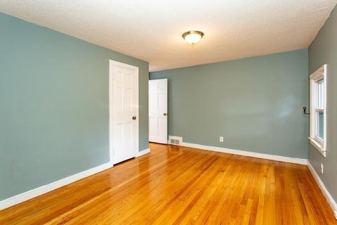 1245 Bradley Rd, Springfield, MA 01118 photo 22