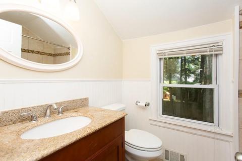 1245 Bradley Rd, Springfield, MA 01118 photo 23