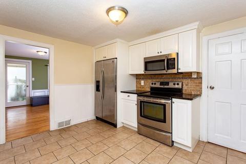 1245 Bradley Rd, Springfield, MA 01118 photo 10