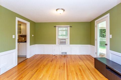 1245 Bradley Rd, Springfield, MA 01118 photo 6