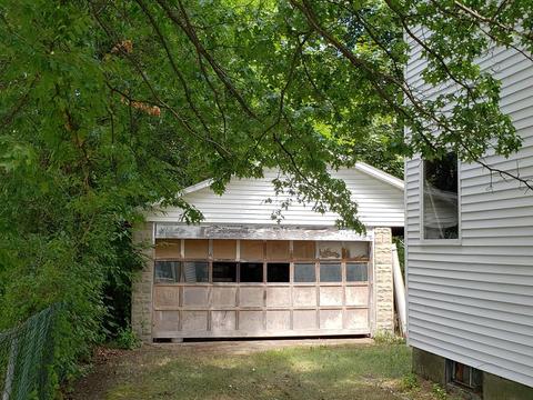 530 Britton St, Chicopee, MA 01020 photo 12