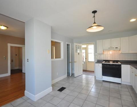 27 Parker St, Maynard, MA 01754 photo 8