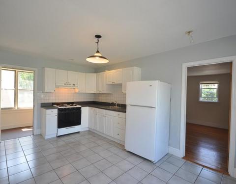 27 Parker St, Maynard, MA 01754 photo 5