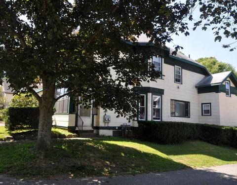 27 Parker St, Maynard, MA 01754 photo 3