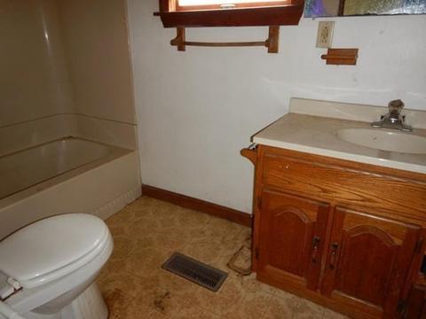 31 Aspen St, Ware, MA 01082 photo 15