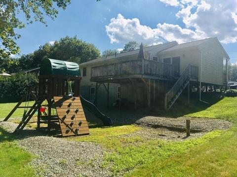 73 Cushing Rd, Webster, MA 01570 photo 12