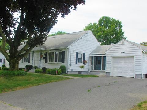 168 Wilson Ave, Chicopee, MA 01013 photo 2