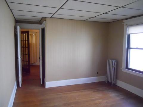 75 Silver St, Springfield, MA 01107 photo 9