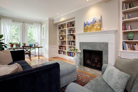 886 Main St, Barnstable, MA 02635 photo 5