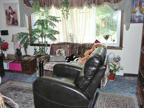 161 Lloyd Ave, Springfield, MA 01119 photo 3