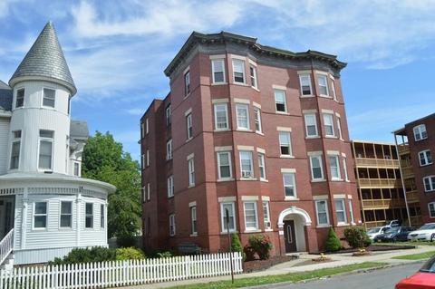 16 Sheldon St, Springfield, MA 01107 photo 3