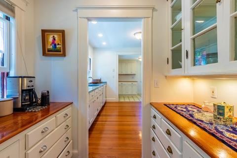 98 Fuller St, Brookline, MA 02446 photo 11