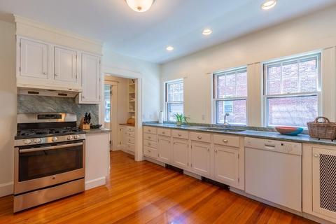 98 Fuller St, Brookline, MA 02446 photo 13
