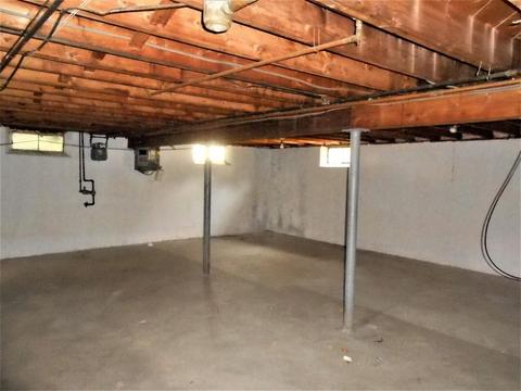 6 Heather Ln, Springfield, MA 01118 photo 13