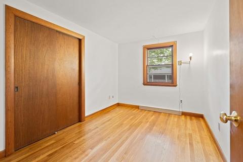 7 Locust St, Beverly, MA 01915 photo 14