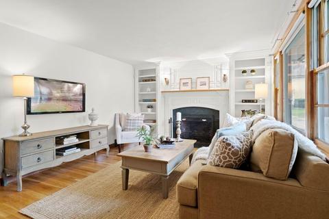 7 Locust St, Beverly, MA 01915 photo 10