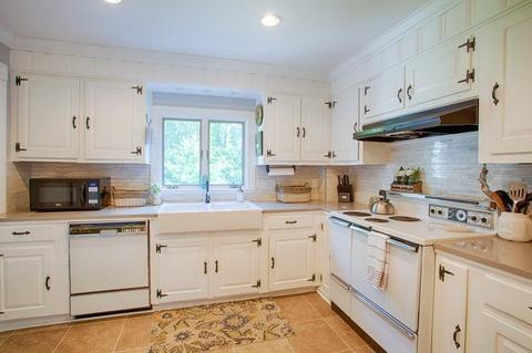 68 Standley St, Beverly, MA 01915 photo 8