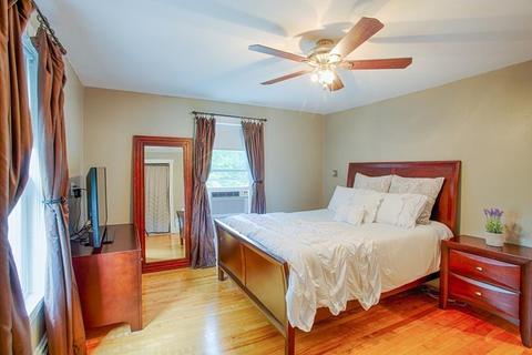 68 Standley St, Beverly, MA 01915 photo 19