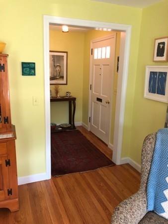 48 Clement St, Springfield, MA 01118 photo 5