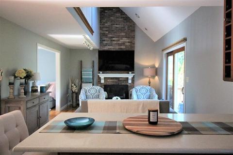 2 Sandy Ln, Franklin, MA 02038 photo 11
