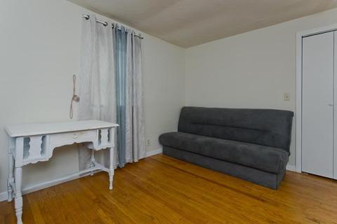 40 Blanding St, Springfield, MA 01151 photo 15