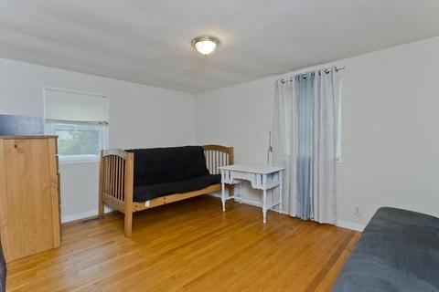 40 Blanding St, Springfield, MA 01151 photo 12