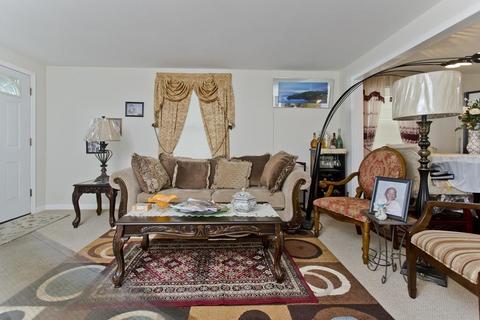 40 Blanding St, Springfield, MA 01151 photo 8