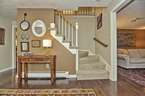 14 Daniels Rd, Mendon, MA 01756 photo 5