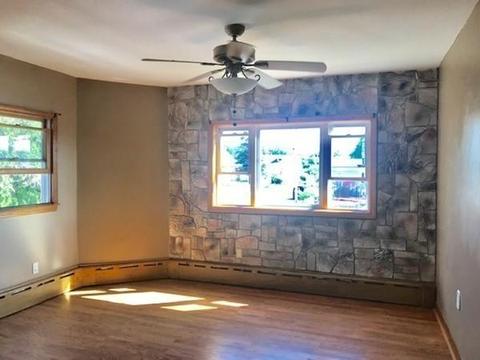 9 Valley St, Fall River, MA 02724 photo 3