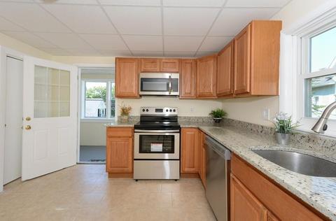 6 Mildred Ave, Worcester, MA 01603 photo 8