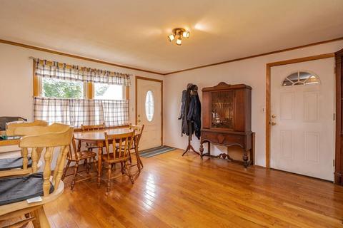 44 E Silver, Westfield, MA 01085 photo 5