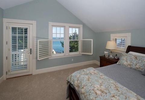 291 Ocean Ave, Marblehead, MA 01945 photo 18