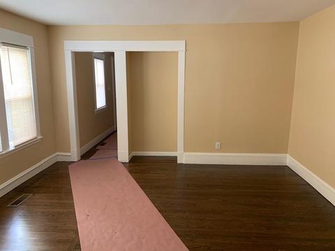 196 College St, Springfield, MA 01109 photo 5