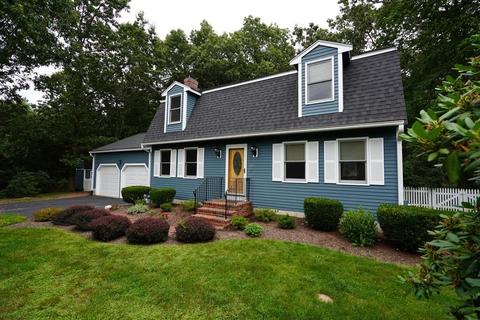 110 Caesar Chelor Dr, Wrentham, MA 02093 photo 1