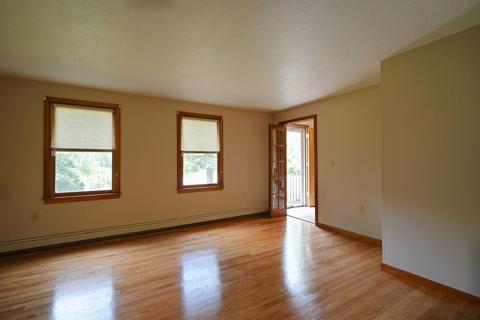 110 Caesar Chelor Dr, Wrentham, MA 02093 photo 5