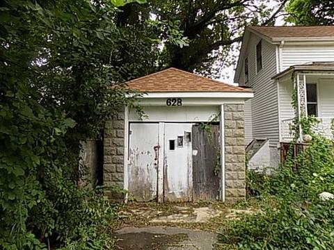 628 Buffinton St, Fall River, MA 02721 photo 4