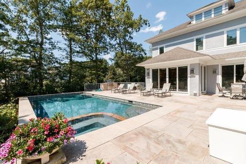 3 Bight Cir, Mashpee, MA 02649 photo 8