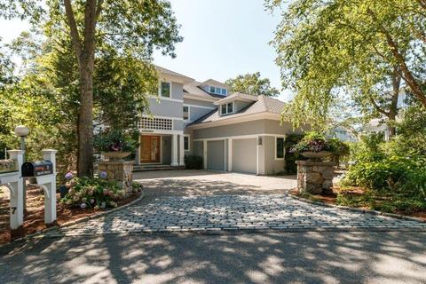 3 Bight Cir, Mashpee, MA 02649 photo 1