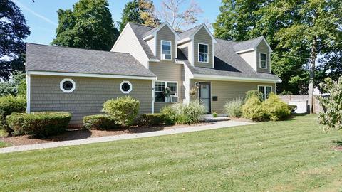 30 Maple St, Walpole, MA 02081 photo 1