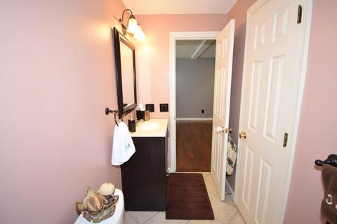 21 Ledgecrest Dr, Worcester, MA 01603 photo 21