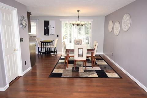 21 Ledgecrest Dr, Worcester, MA 01603 photo 4
