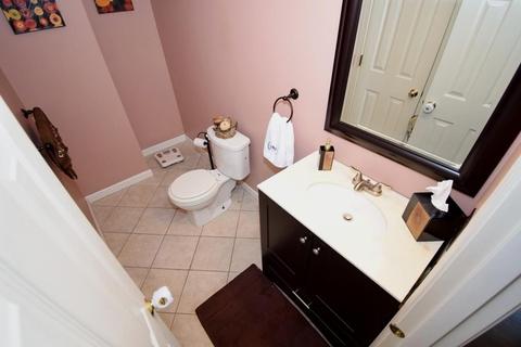 21 Ledgecrest Dr, Worcester, MA 01603 photo 19