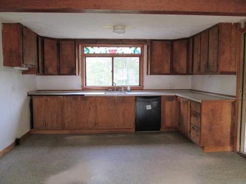 71 Boyd St, Leicester, MA 01611 photo 5