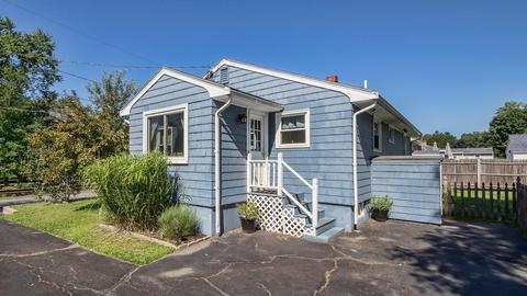 31 Brookside Ave, Danvers, MA 01923 photo 4