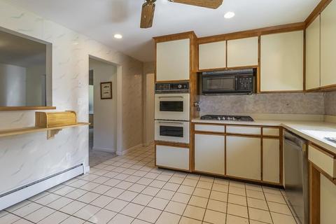 4 Marilyn Dr, Canton, MA 02021 photo 8