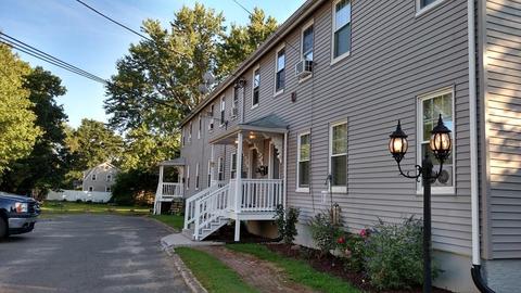 32 Fox St, Palmer, MA 01069 photo 3