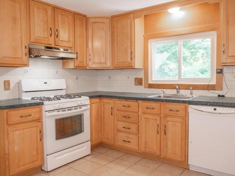 284 E Allen Rdg, Springfield, MA 01118 photo 8