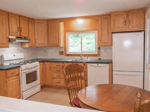 284 E Allen Rdg, Springfield, MA 01118 photo 7