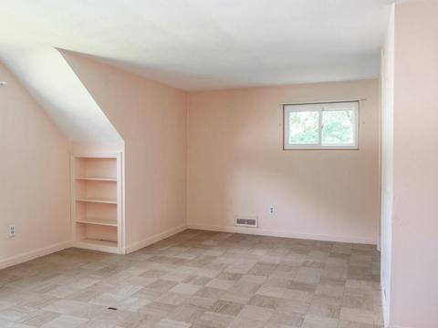 284 E Allen Rdg, Springfield, MA 01118 photo 17